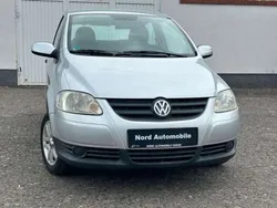 Reflexsilber Gebraucht 2006 VW Fox Basis Kleinwagen | 1.500 € (Fairer Preis)