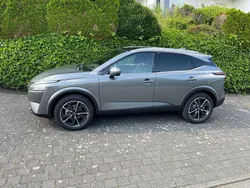 Grau Gebraucht 2024 Nissan Qashqai Tekna+ SUV | 29.599 € (Fairer Preis)