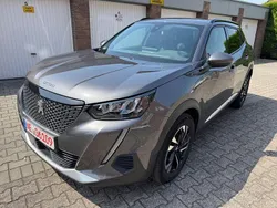 Grau Gebraucht 2020 Peugeot 2008 Allure SUV | 13.990 € (Fairer Preis)
