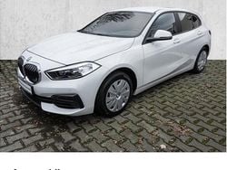 Stoff 'grid' anthraz Gebraucht 2022 BMW 116 Advantage Kleinwagen | 21.690 € (Fairer Preis)