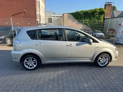 Grau Gebraucht 2007 Toyota Corolla Verso Van / Kleinbus | 6.200 € (Fairer Preis)