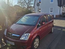 Rot Gebraucht 2006 Opel Meriva Edition Van / Kleinbus | 1.500 € (Fairer Preis)