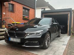 Schwarz Gebraucht 2016 BMW 730 Limousine | 29.999 € (Fairer Preis)