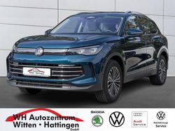 Nightshade blue metallic Gebraucht 2025 VW Tiguan Elegance SUV | 42.987 € (Etwas zu teuer)