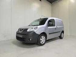 Grau Gebraucht 2020 Nissan NV250 Van | 12.500 € (Fairer Preis)
