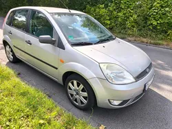 Grau Gebraucht 2003 Ford Fiesta Kleinwagen | 850 € (Guter Preis)