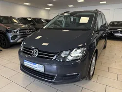 Grau uranograu Gebraucht 2021 VW Sharan Comfortline Van / Kleinbus | 23.440 € (Guter Preis)