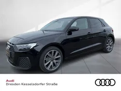 Schwarz Neu 2025 Audi A1 Sportback Sport Kleinwagen | 32.165 € (Etwas zu teuer)