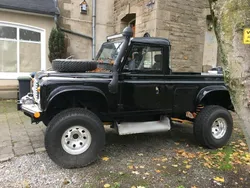 Schwarz Gebraucht 1988 Land Rover Defender SUV | 24.500 €