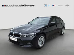 Schwarz Gebraucht 2022 BMW 318 Kombi | 17.850 € (Guter Preis)