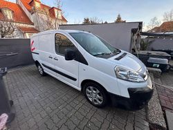 Weiß Gebraucht 2016 Citroën Jumpy Van / Kleinbus | 5.900 €