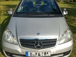 Silber Gebraucht 2010 Mercedes A180 Classic Limousine | 4.990 € (Teuer)