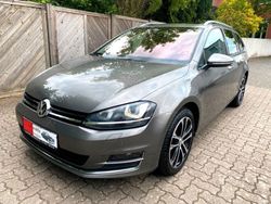 Grau Gebraucht 2016 VW Golf VII Allstar Kombi | 14.100 € (Fairer Preis)