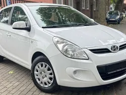 Crystal white Gebraucht 2011 Hyundai i20 Classic Kleinwagen | 4.990 € (Fairer Preis)