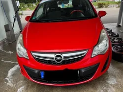Rot Gebraucht 2013 Opel Corsa Kleinwagen | 3.200 € (Guter Preis)