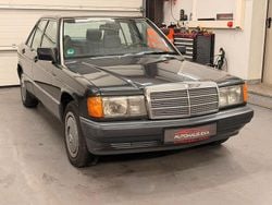 Schwarz Gebraucht 1990 Mercedes 190 Limousine | 7.990 €