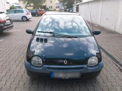 Schwarz Gebraucht 2005 Renault Twingo Kleinwagen | 999 € (Etwas zu teuer)