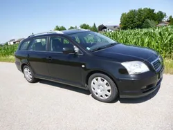 Schwarz Gebraucht 2004 Toyota Avensis Executive Kombi | 1.590 € (Guter Preis)