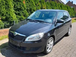 Schwarz Gebraucht 2011 Skoda Fabia Kleinwagen | 2.700 € (Fairer Preis)