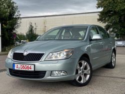 Grün Gebraucht 2009 Skoda Octavia Elegance Limousine | 2.999 € (Etwas zu teuer)