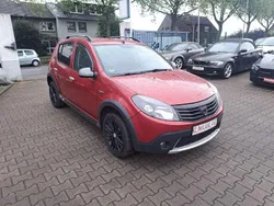 Rot Gebraucht 2011 Dacia Sandero Stepway Kleinwagen | 2.950 € (Fairer Preis)