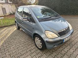 Blau Gebraucht 2004 Mercedes A170 Avantgarde Van / Kleinbus | 700 € (Teuer)