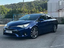 Blau Gebraucht 2017 Toyota Avensis Executive Limousine | 15.000 €