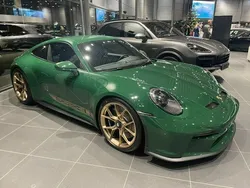 Grün Gebraucht 2023 Porsche 911 | 217.992 € (Teuer)