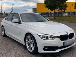Weiß Gebraucht 2015 BMW 318 Limousine | 12.200 € (Etwas zu teuer)