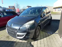 Grau Gebraucht 2011 Renault Scénic III Dynamique Van / Kleinbus | 2.990 € (Superpreis)