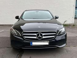 Schwarz Gebraucht 2018 Mercedes E220 Limousine | 24.100 € (Guter Preis)