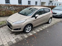 Beige Gebraucht 2016 Ford Fiesta Trend Kleinwagen | 9.490 € (Fairer Preis)