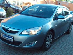 Silber Gebraucht 2010 Opel Astra Selection Limousine | 3.199 € (Superpreis)