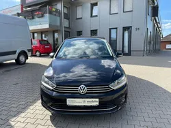 Schwarz metallic Gebraucht 2015 VW Golf Sportsvan LOUNGE Van / Kleinbus | 15.990 € (Fairer Preis)