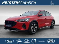 Rot (racerot) Gebraucht 2024 Ford Focus Active Limousine | 24.890 € (Guter Preis)