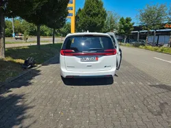 Weiß Gebraucht 2022 Chrysler Pacifica SUV | 33.000 €