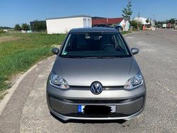Grau Gebraucht 2019 VW up! Kleinwagen | 7.199 € (Guter Preis)