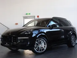 Schwarz Gebraucht 2018 Porsche Cayenne Turbo SUV | 65.790 €