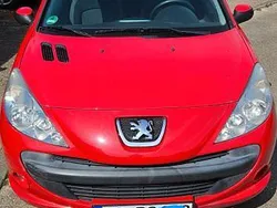 Rot Gebraucht 2011 Peugeot 206 Limousine | 2.600 € (Fairer Preis)