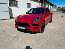 Rot Gebraucht 2016 Porsche Macan GTS SUV | 30.999 €