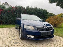 Schwarz Gebraucht 2013 Skoda Octavia Kombi | 7.990 € (Fairer Preis)