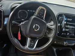 Schwarz Gebraucht 2019 Volvo XC40 SUV | 22.999 € (Fairer Preis)