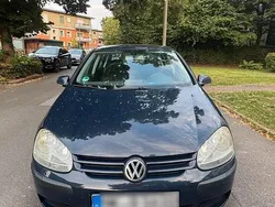 Blau Gebraucht 2004 VW Golf V Kleinwagen | 1.150 € (Guter Preis)