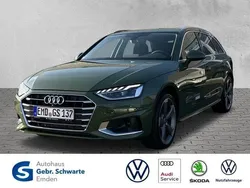 Grün Gebraucht 2024 Audi A4 Advanced Kombi | 38.500 € (Etwas zu teuer)