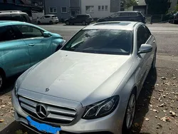 Silber Gebraucht 2018 Mercedes E220 Limousine | 28.000 € (Guter Preis)