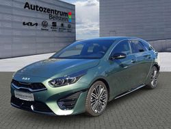 Grün Neu 2025 Kia ProCeed GT-Line Kleinwagen | 33.790 € (Etwas zu teuer)