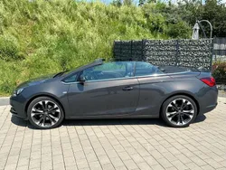 Grau Gebraucht 2016 Opel Cascada Innovation Cabrio | 11.000 € (Fairer Preis)