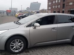 Grau Gebraucht 2011 Toyota Avensis T2 Kombi | 6.000 € (Guter Preis)