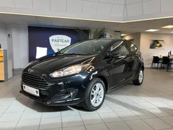 Schwarz Gebraucht 2014 Ford Fiesta SYNC Edition Kleinwagen | 8.900 € (Teuer)