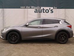Grau Gebraucht 2019 Infiniti Q30 Business Kleinwagen | 12.863 € (Fairer Preis)
